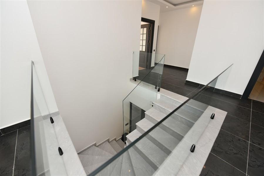 MAY135 - Фото 18
