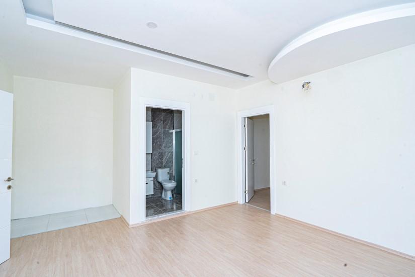 MAY210 - Фото 14