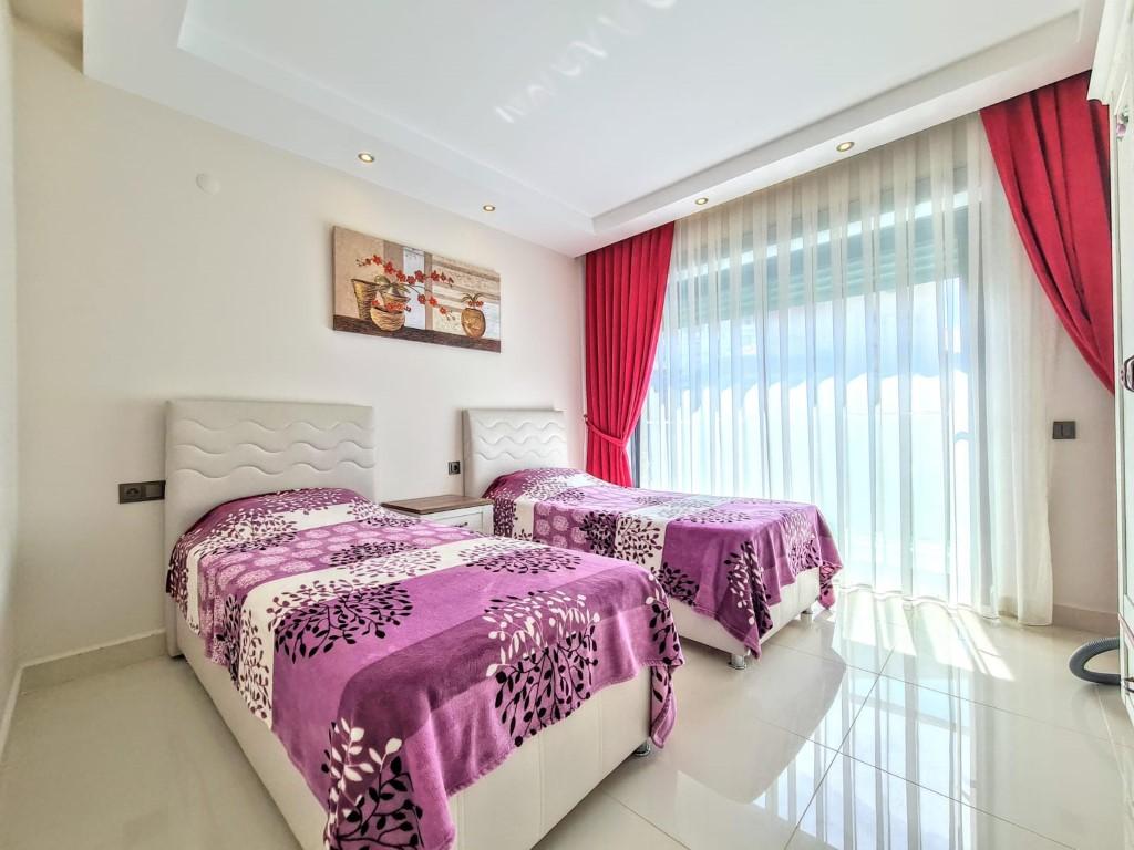 MAY389 - Фото 20