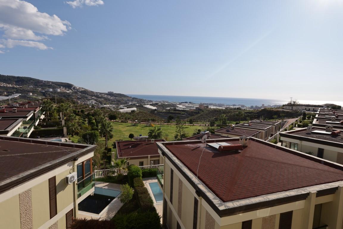 MAY383 - Фото 24