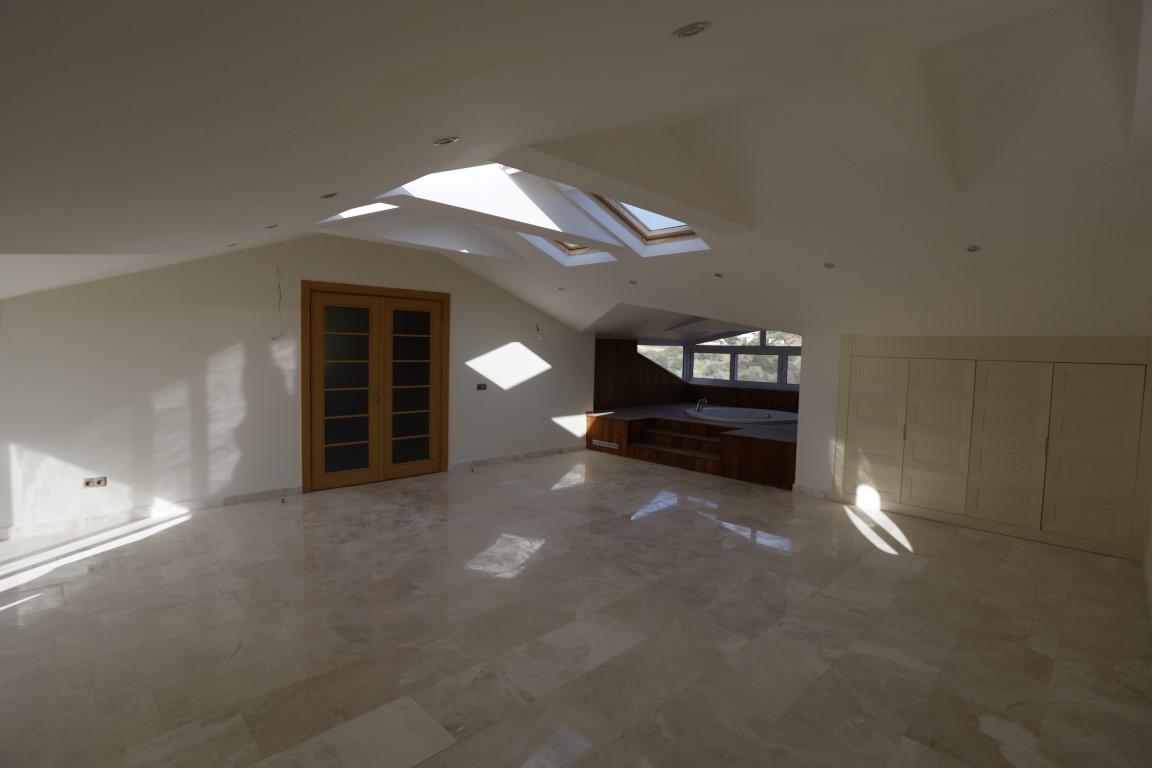 MAY383 - Фото 41