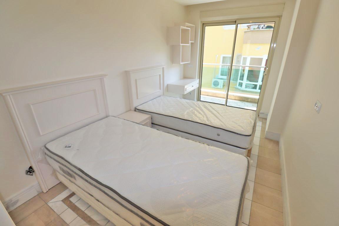 MAY438 - Фото 24