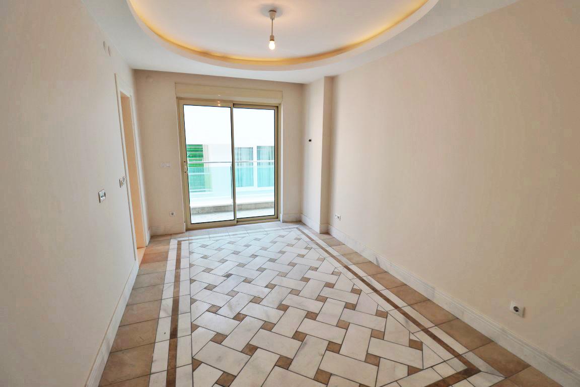 MAY439 - Фото 20