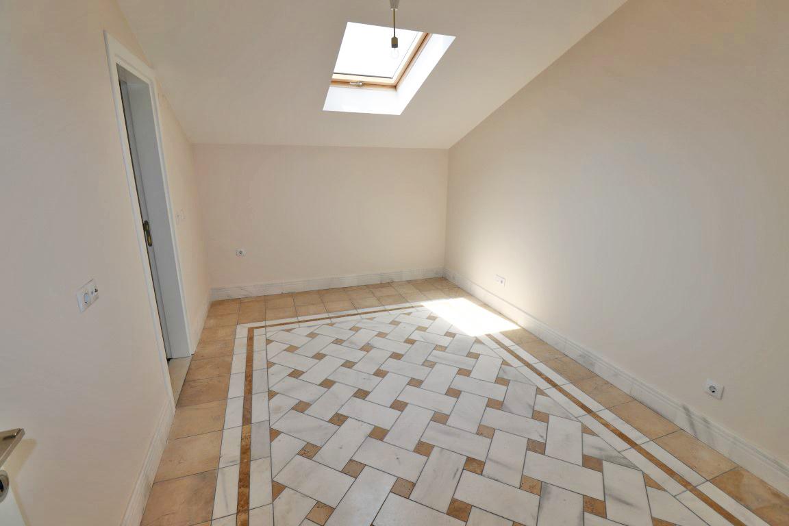 MAY440 - Фото 36