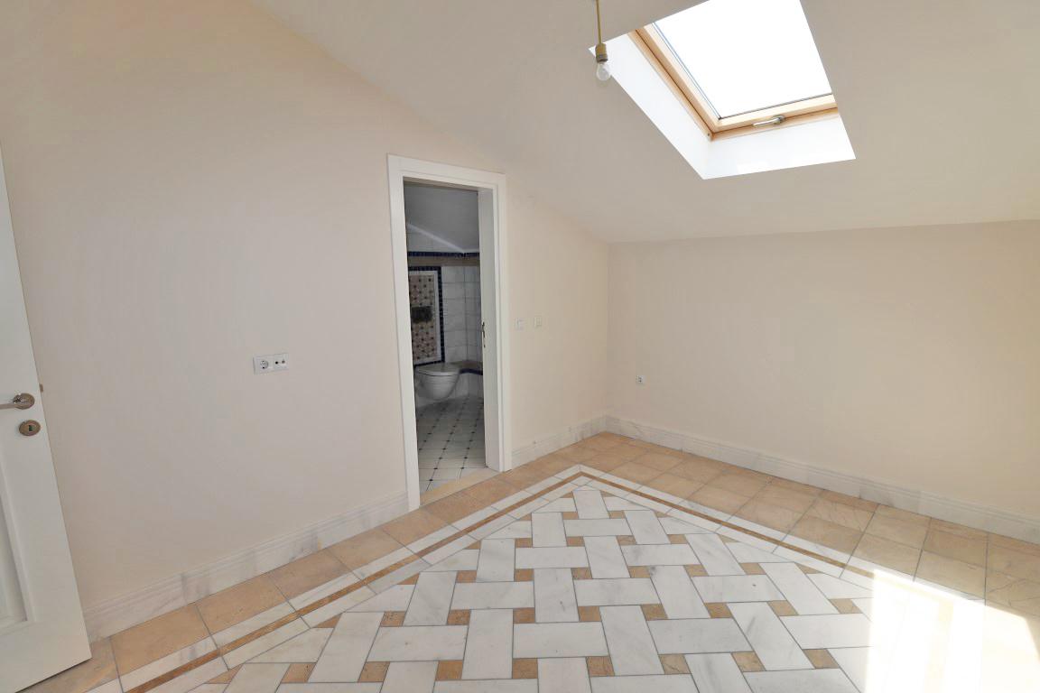 MAY440 - Фото 38