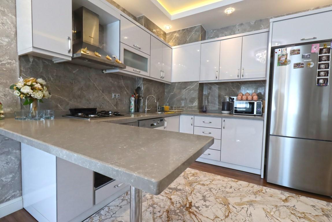 MAY2305 - Фото 10