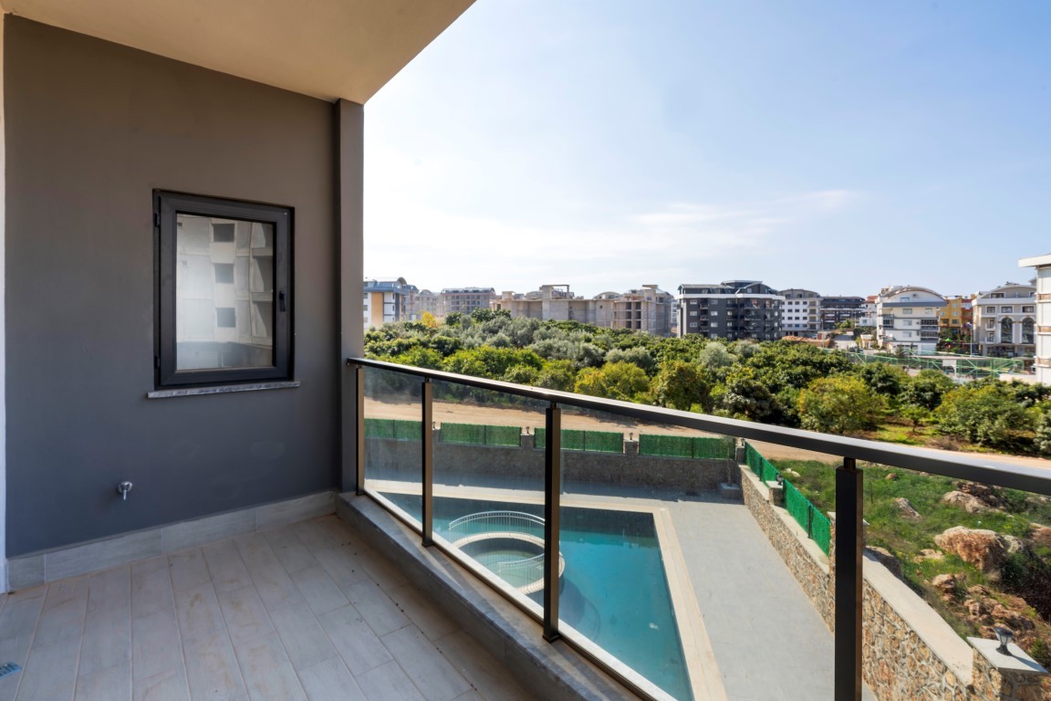 MAY2384 - Фото 34