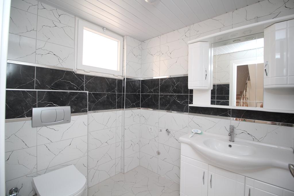 MAY2396 - Фото 17