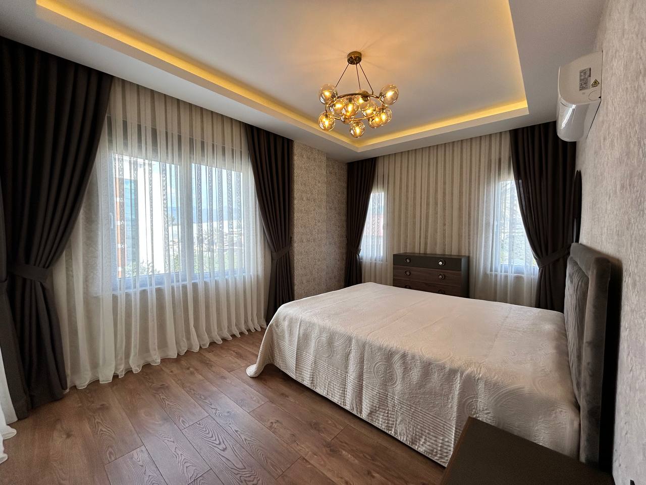 Простора квартира плануванням 3+1 в районі Кестель - Фото 23