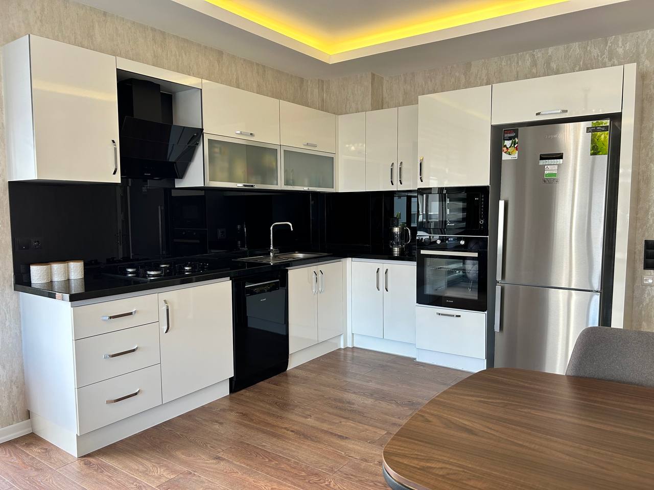 Простора квартира плануванням 3+1 в районі Кестель - Фото 27