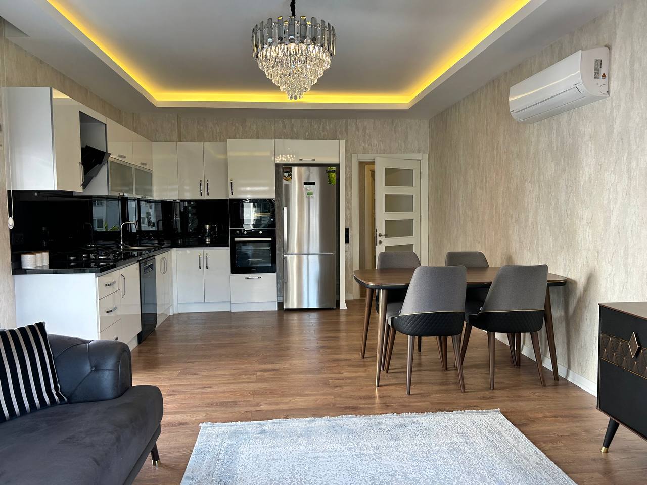 Простора квартира плануванням 3+1 в районі Кестель - Фото 29