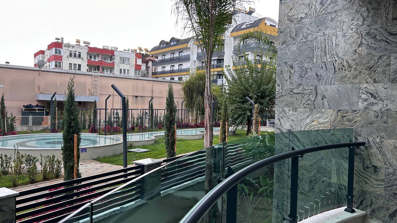 Двокімнатна квартира 57 м2 біля моря в центрі Аланії - Фото 19