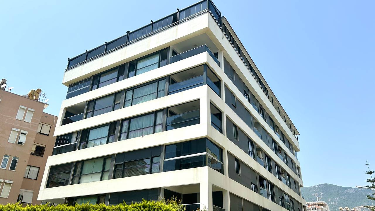 Простора квартира плануванням 2+1 з видом на гори в Аланії - Фото 3