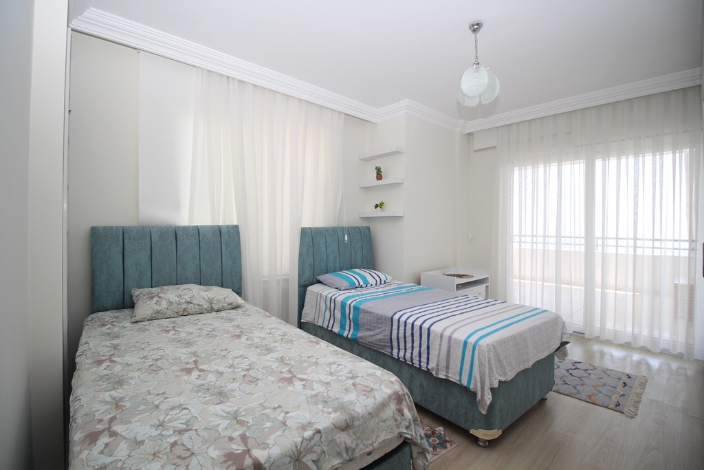 Простора вілла з приватним басейном, в районі Бекташ - Фото 25