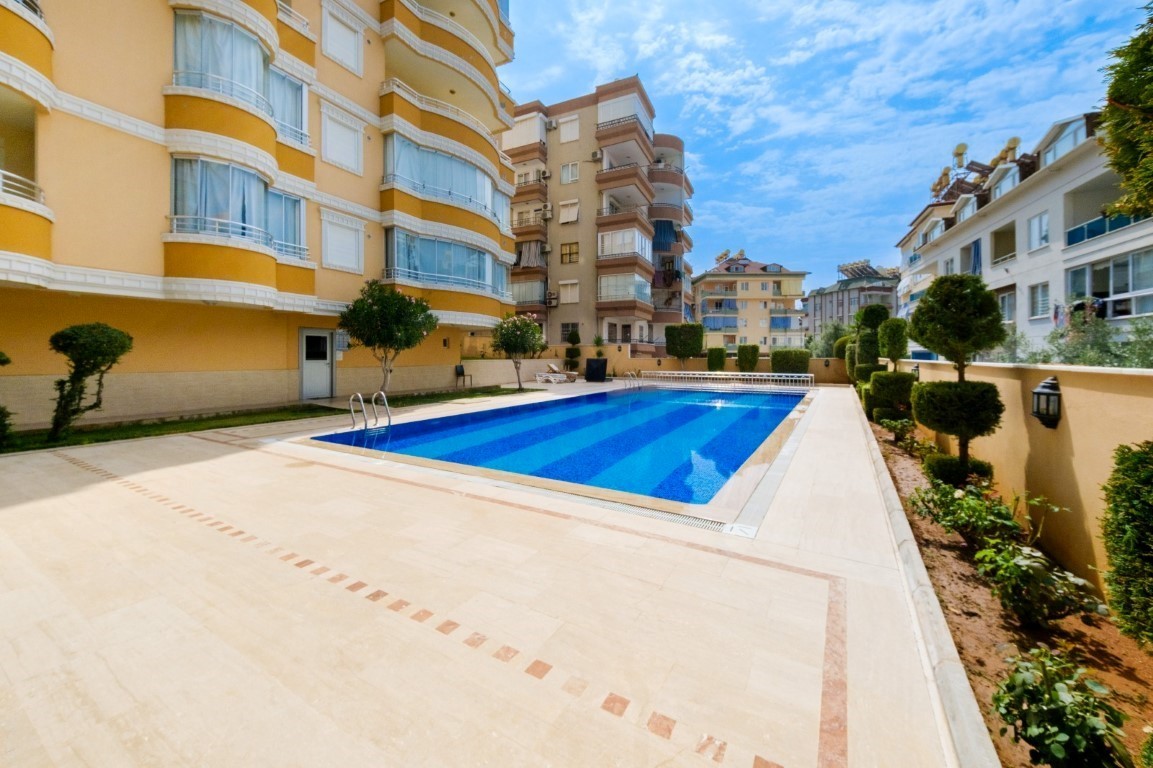 Мебльована трикімнатна квартира 110 м2, в районі Клеопатри - Фото 25