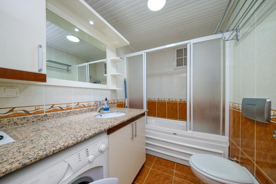 Мебльована трикімнатна квартира 110 м2, в районі Клеопатри - Фото 11