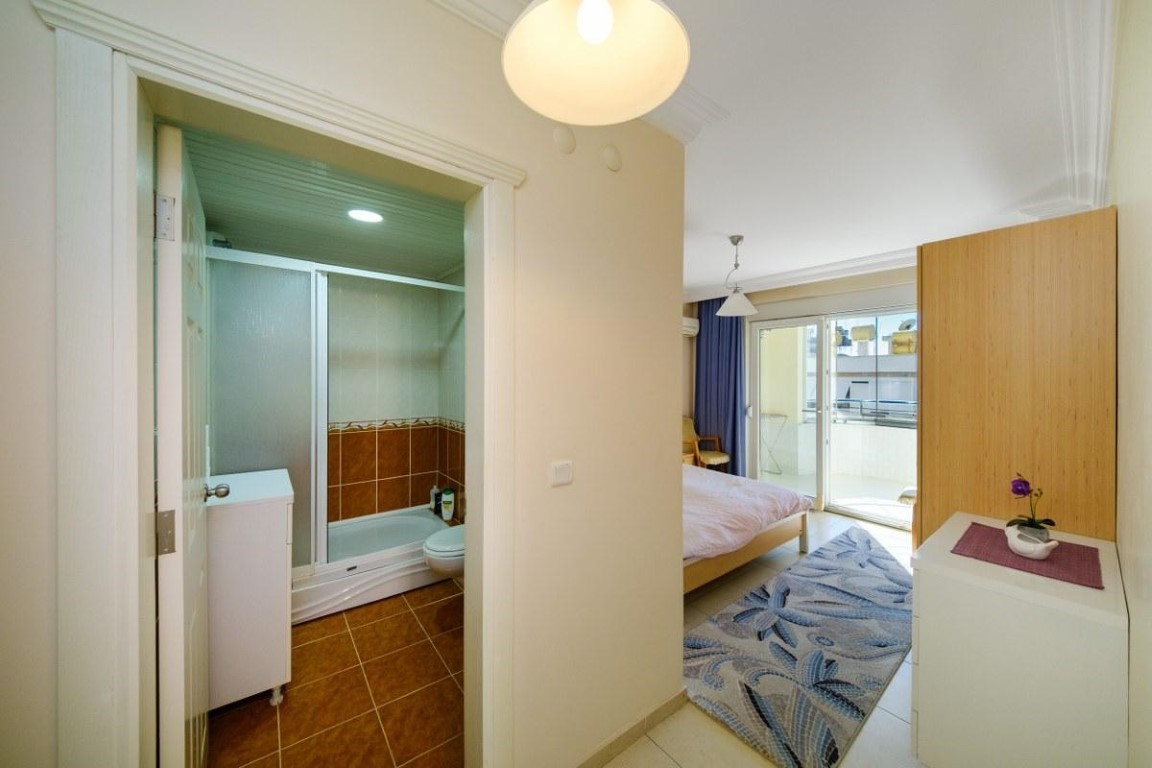 Мебльована трикімнатна квартира 110 м2, в районі Клеопатри - Фото 16