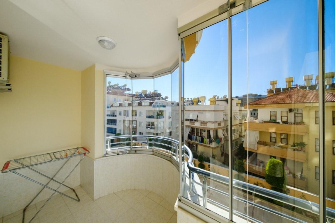 Мебльована трикімнатна квартира 110 м2, в районі Клеопатри - Фото 15