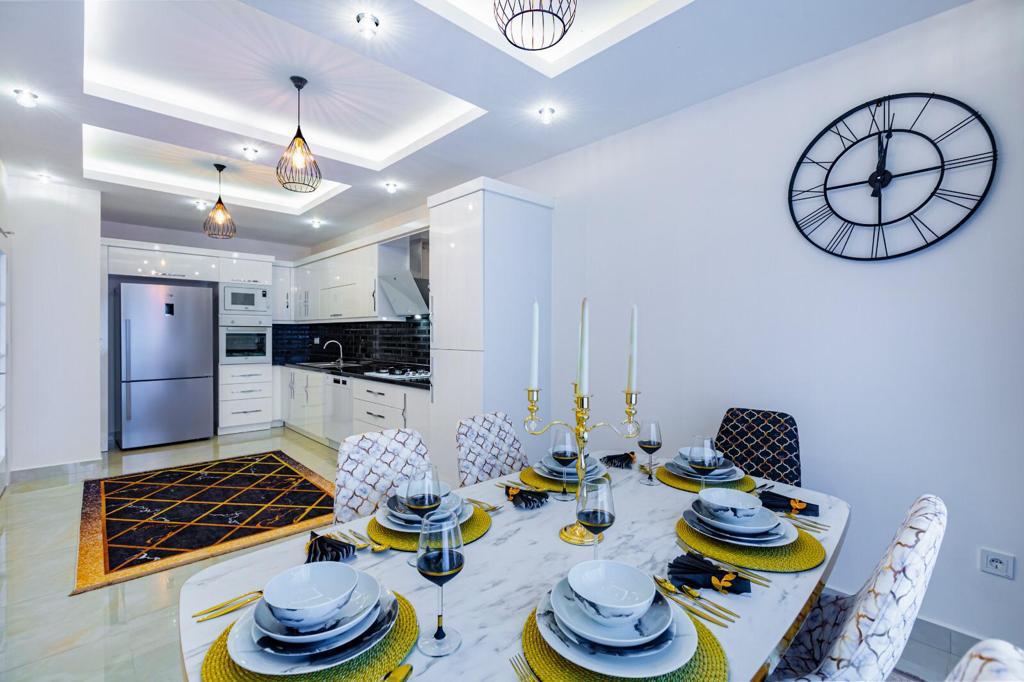 Мебльований пентхаус 3+1 площею 130 м² у районі Махмутлар - Фото 9
