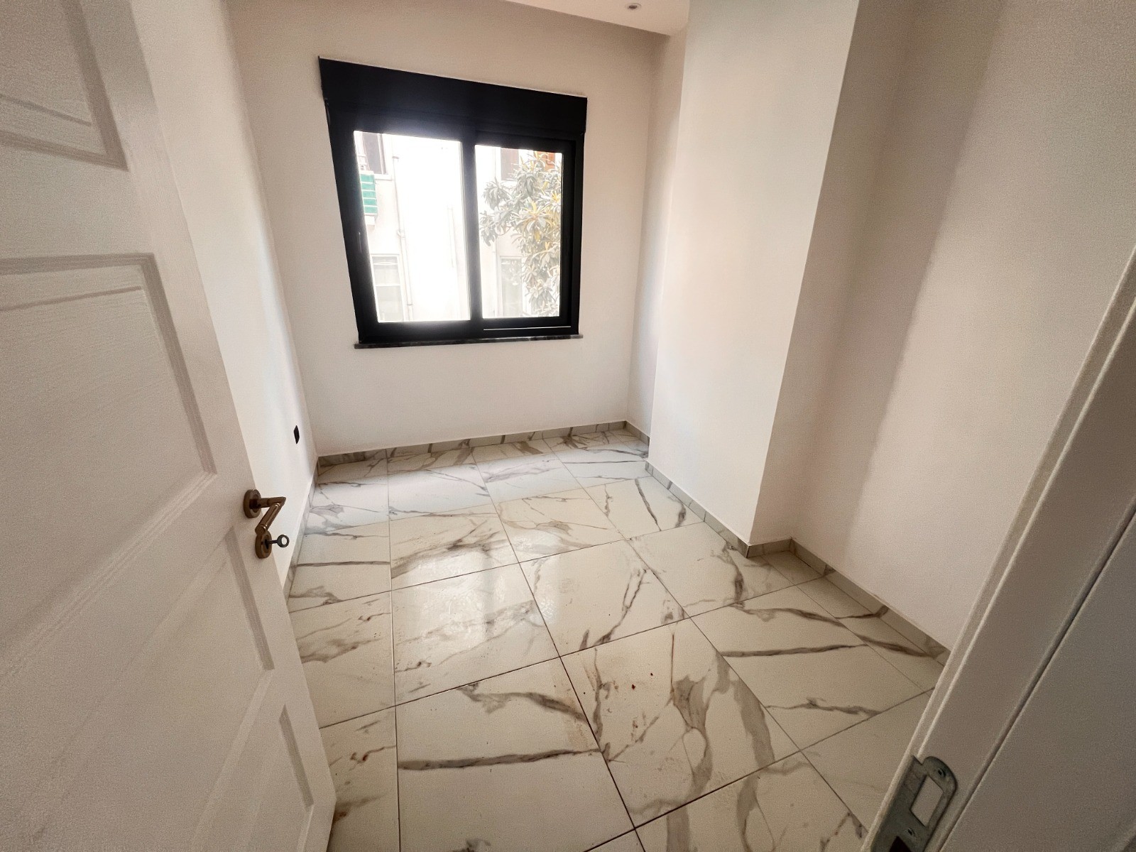 MAY6772 - Фото 12