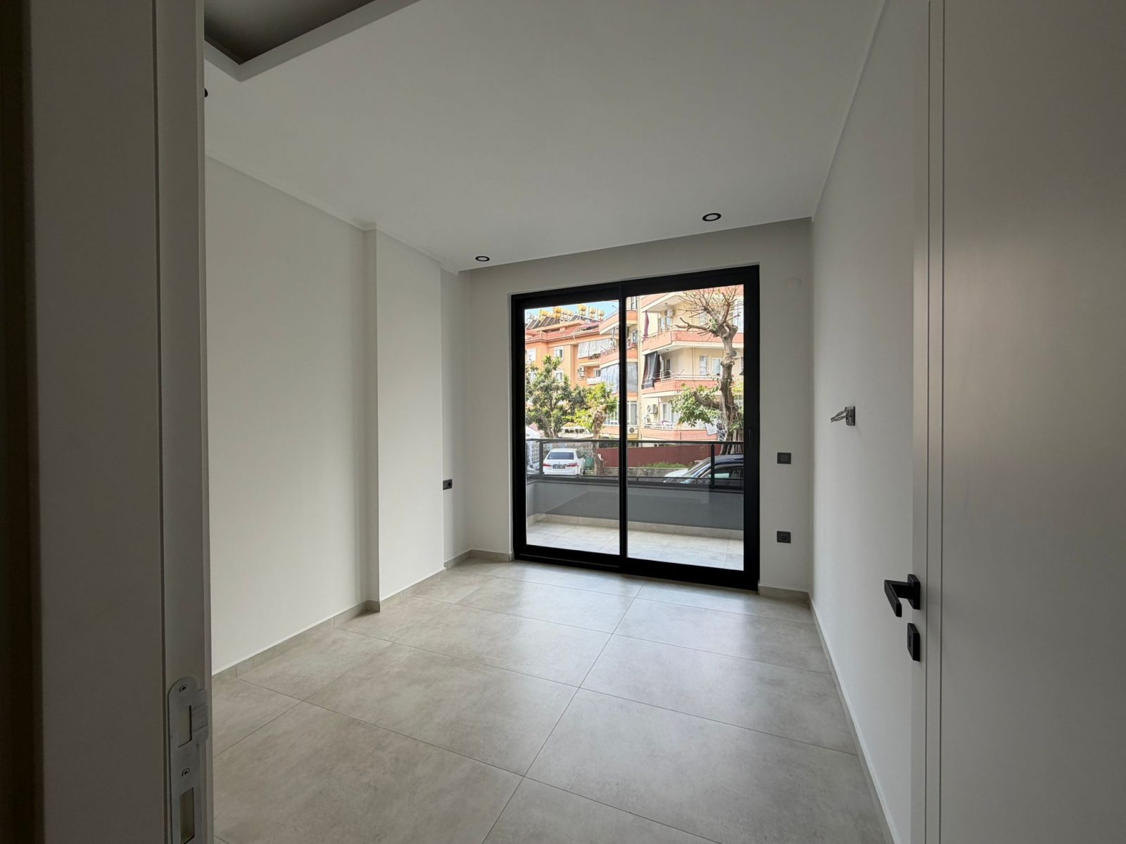 MAY6811 - Фото 16