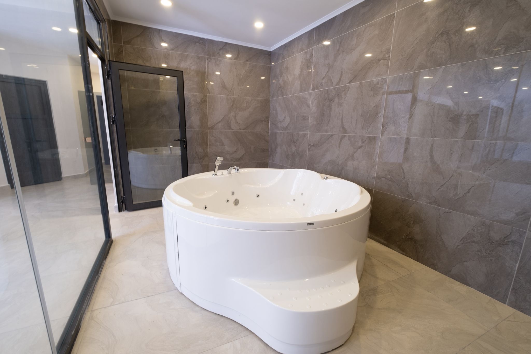 MAY6875 - Фото 17